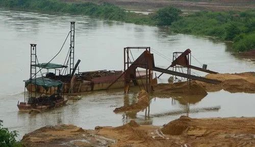 杜絕非法采砂，機(jī)制砂生產(chǎn)才是長久之道！