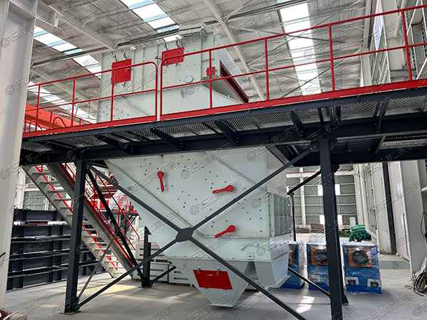 高頻篩，細(xì)物料篩分專家，效率高還不堵孔